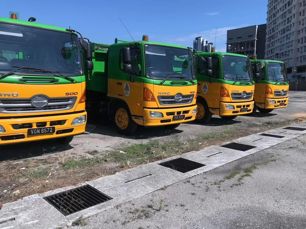 Government fleet vehicles supplied by Akar Global